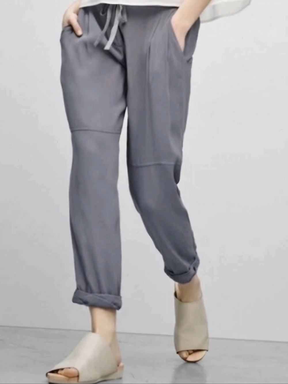 Aritzia Wilfred Hemmed Jogger Pants